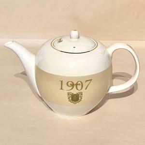 Ringtons Teapot - Etsy