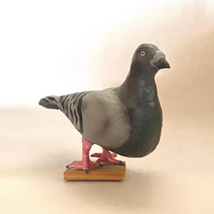 Spanish Papièr-Mâchè Painted Pigeon Figure