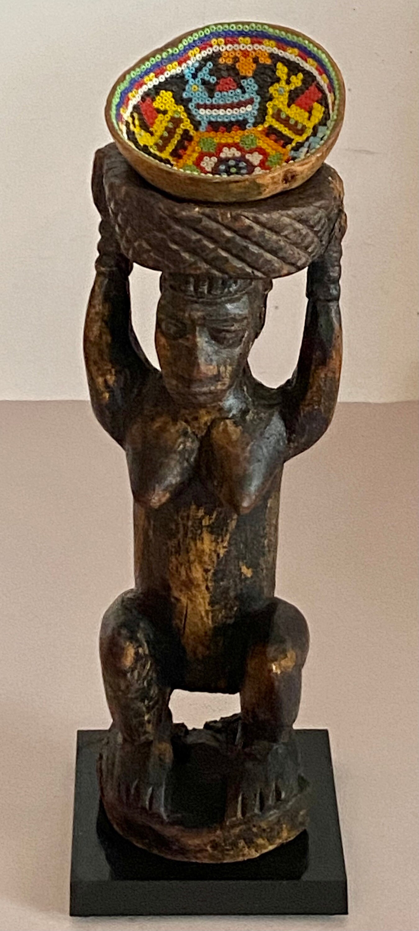 ナイジェリア 西アフリカ ヨルバ族の彫刻された女性部族像 - Etsy 日本