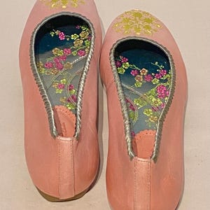 Brittiska broderade läderskor för kvinnor från Clarks bild 4