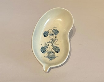 Vietnamese Peanut Shape Serving Bowl