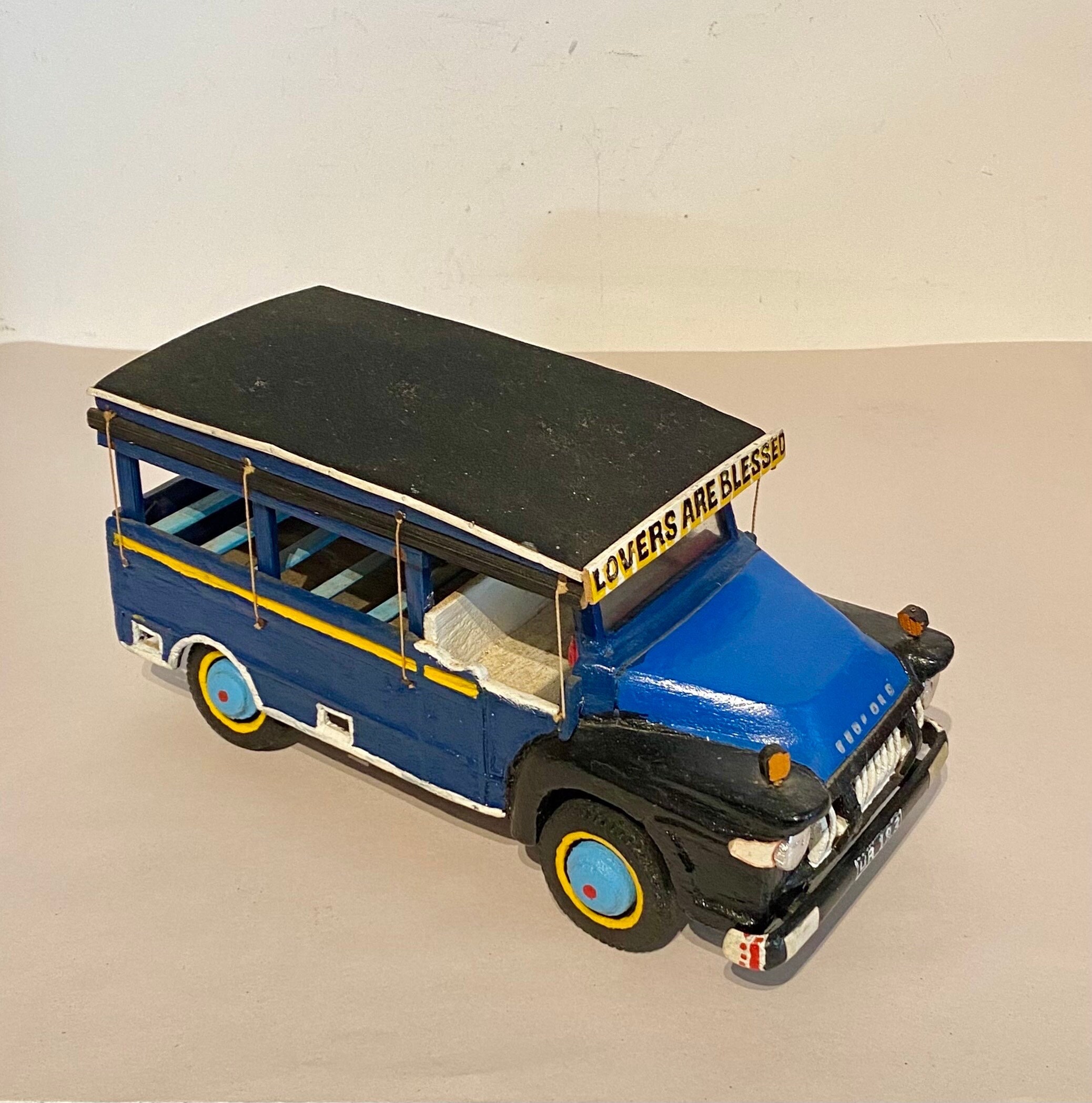 Ghana Wooden Folkart Bus - Mammy Wagon - Mummy Truck With Lovers