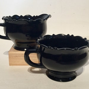 USA NY 1940’s Black Glass Vintage Sugar Bowl and Creamer set