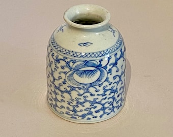 Chinese Blue & White Ceramic Inkwell Pot