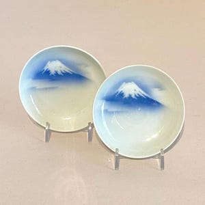 Japanese Fukagawa Mount Fuji Ceramic Soy Sauce Dish/Plate set/2