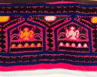 Uzbekistan Embroidered Suzani Textile Wall Hanging w/white Lace Trim