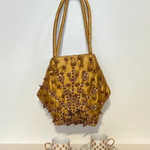 Sac de soirée mexicain en satin de grains de café, de perles et de sequins