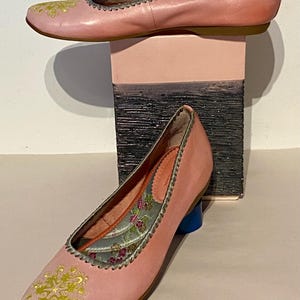 Brittiska broderade läderskor för kvinnor från Clarks bild 6