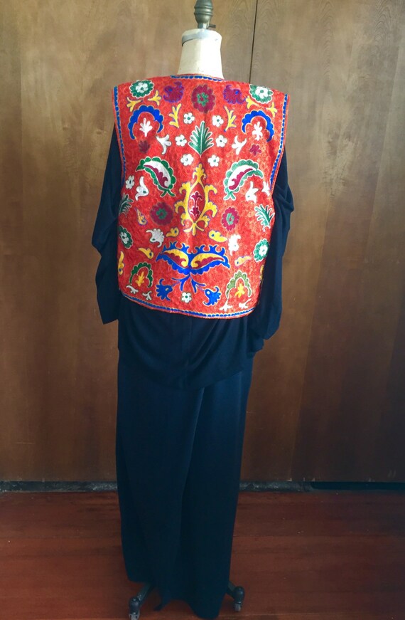 Uzbekistan Embroidered Vest - image 4