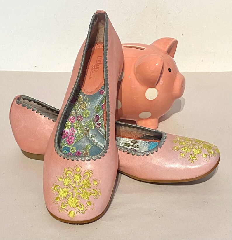 Brittiska broderade läderskor för kvinnor från Clarks bild 5
