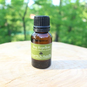 Bug Repellent, All Natural Flea and Tick Oil, Mosquitos, Organic Bug Repellent, Flea and Tick Treatment, Pest Control 15ml