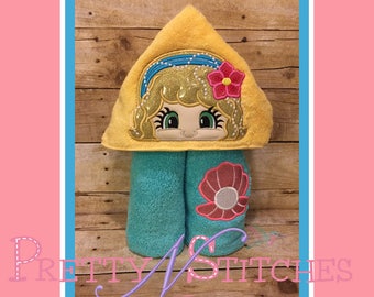 Digital Download Mermaid Peeker Applique Embroidery Design for 5X7 hoop includes add on for Shell