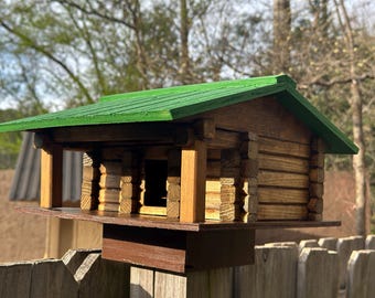Rustic Log Cabin Bird House with Post Base - Green Roof
