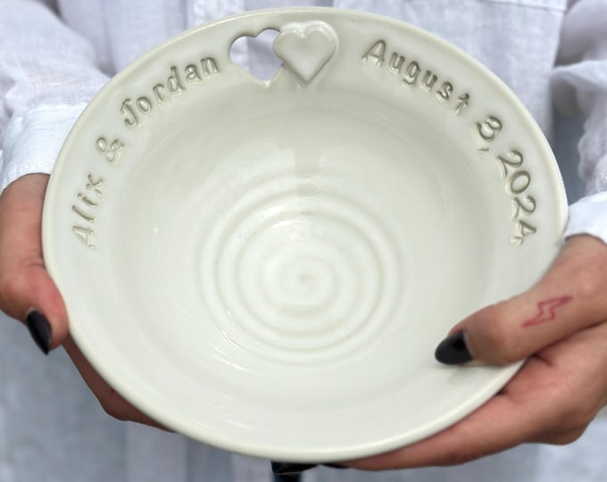 Personalized bride and groom wedding name bowl, custom wedding stoneware name date 9th anniversary gift, handmade ceramic engagement bowl