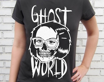 Enid Skull - Ghost World - Graphic Novel - Women Smoke T-Shirt – Screen Printed 100% Cotton.