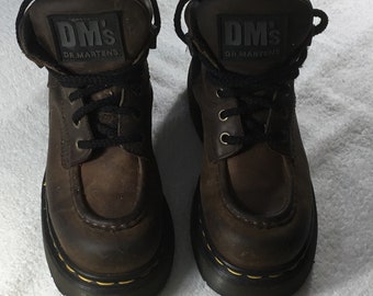 aw004 dr martens