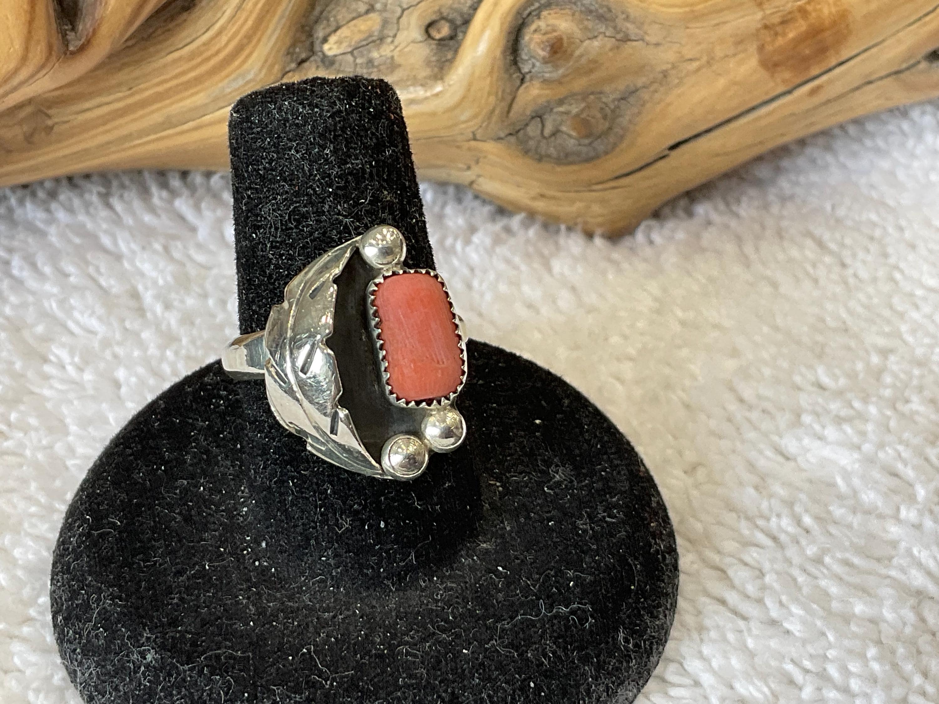 NVAJO ナバホ族　silver925×opal×coral リング Navajo Opal & Onyx Inlaid Ring | Joe Wilcox Indian Den