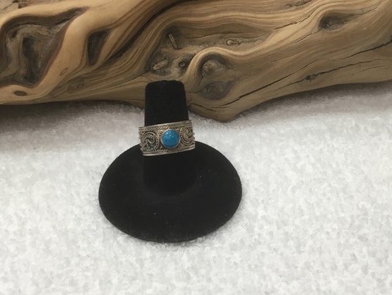 Beautiful 1970's Sterling Silver Turquoise Ring ~… - image 4