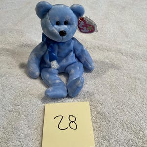 Retired &quot;1999 HOLIDAY TEDDY&quot; Ty Beanie Baby ~ Date Of Birth: December 25, 1999 ~ PE Pellets ~ Near Mint/Outstanding Condition ~ 8&quot; Tall ~