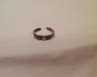 Vintage Sterling Silver .925 Adjustable Size Toe Ring With CZ Stone.