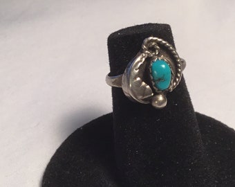 1960's Genuine & Beautiful Native American Navajo Indian Sterling Silver Turquoise Ring Size 4.