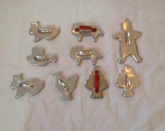 9- 1950's Vintage Cookie Cutters, Tin, Assorted Cookie Cutters, Kitchenware Cutters, Cookie, Handheld Cutters.