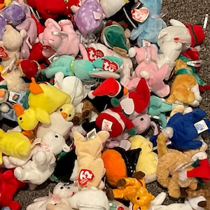 Vintage Lot Of 30 Random Unsearched McDonalds Happy Meal Ty Teenie Beanie Babies ~     (Please Read Description)