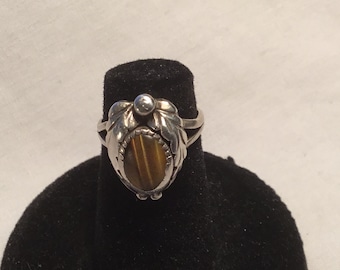 1960's Genuine & Beautiful Native American Navajo Indian Sterling Silver Tiger's Eye Ring Size 4.