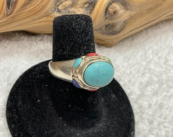 Sterling .925 Turquesa/Coral/Lapislázuli azul/Anillo de múltiples piedras con concha estampado "SE 925 TAILANDIA" ~ Tamaño 6 ~ 5 gramos ~ ¡¡En condiciones casi perfectas!! ~