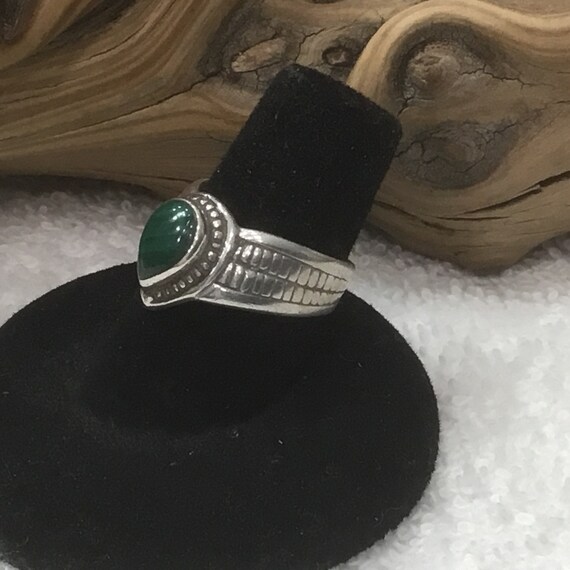 Beautiful 1960's Sterling Silver Malachite Ring ~… - image 5