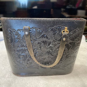 Beautiful 1960&#39;s Black Stamped Leather Purse With Stamped Floral Designs Including Interior Pockets & Soft Red Leather Interior Lining ~