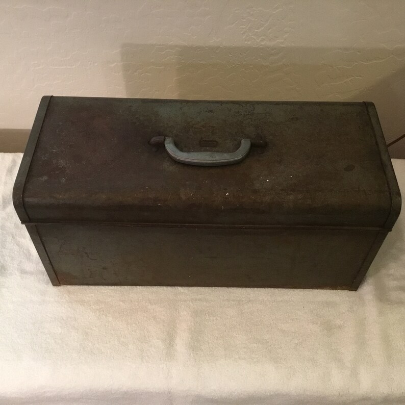 1950/'s CRAFTSMAN Metal TOOLBOX ~ Country Farmhouse Decor ~ Vintage Garage Decor ~