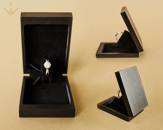 compact engagement ring box