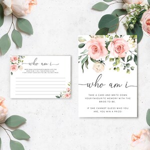 Wie ben ik gamekaart en bord, blozen bloemen vrijgezellenfeestspellen, babyshowerherinneringen raadspel, vrijgezellenfeestspel, Darcy Floral