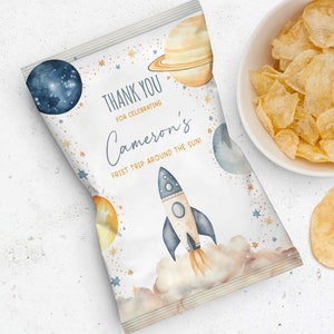 Envoltorio de bolsa de patatas fritas "Primer viaje alrededor del sol", Cumpleaños de la galaxia (Descarga digital), Espacio
