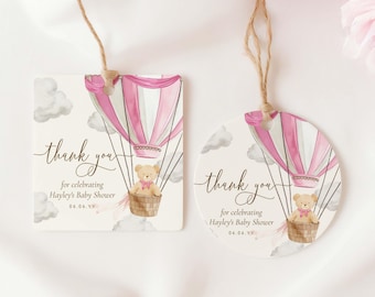Könnte beinhalten: Zwei Dankeschön-Etiketten mit einem rosa und weißen Heißluftballon und einem Teddybär. Der Text auf den Etiketten lautet "Vielen Dank für die Feier von Hayleys Babyparty".