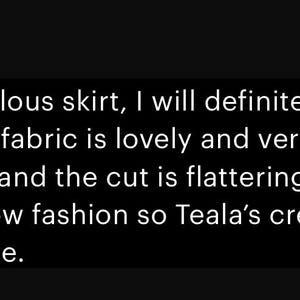 K&ouml;nnte beinhalten: Eine Kundenbewertung von Casper vom 13. Nov. 2024 mit einer F&uuml;nf-Sterne-Bewertung. Der Text lautet: This is a fabulous skirt, I will definitely buy another. The fabric is lovely and very comfortable and the cut is flattering. I prefer to only shop slow fashion so Teala's creations are perfect for me.