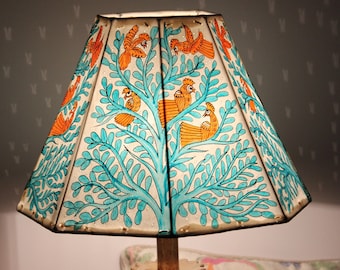 Pantalla de lámpara de árbol de la vida azul / Pantalla de cuero hecha a mano / Pantalla de mesa