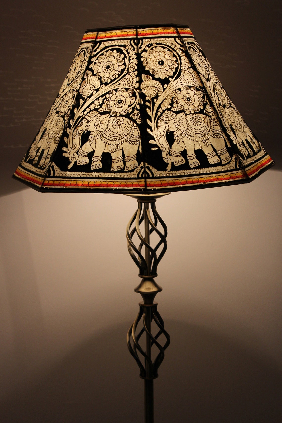 18Breiter Boho Elefant Stehlampenschirm / Handbemalte | Etsy