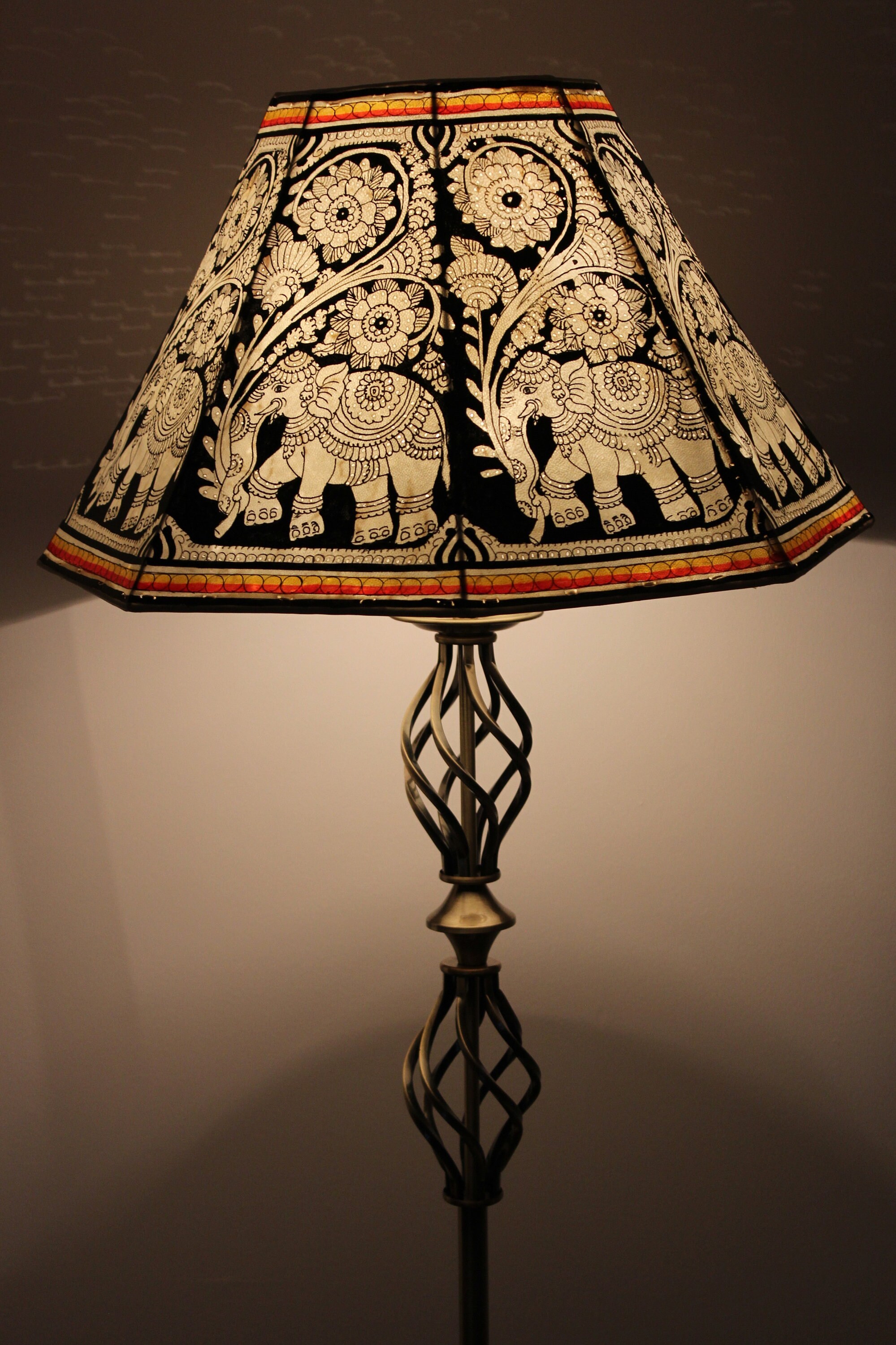 18Breiter Boho Elefant Stehlampenschirm / Handbemalte | Etsy