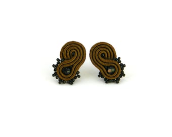 Brown earrings, dark brown earrings, chocolate earrings, stud earrings black earrings, stud earrings, brown stud earrings, soutache earrings