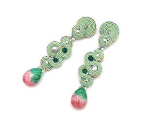 Mint green earrings, light green dangle boho earrings, bohemian jewelry, lightweight earrings, festival earrings, jade earrings