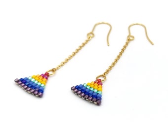 Rainbow earrings, Small earrings, dangle earrings, triangle earrings golden, rainbow geometric earrings, beaded earrings