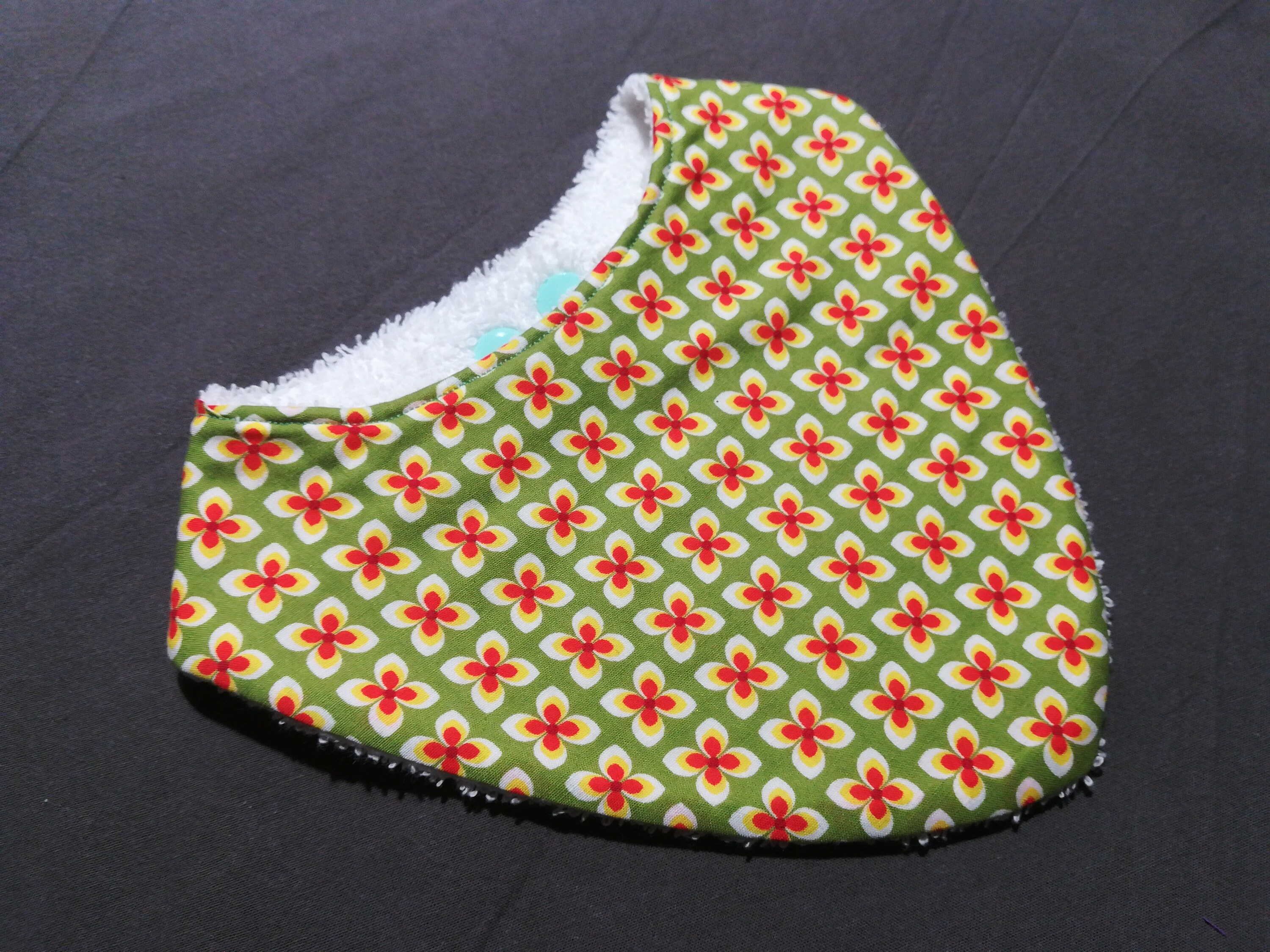 Bib Bandana Bebe Imprime Flowers On Green Background Etsy