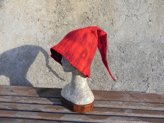 Red elf Christmas felted hat, cosplay pixie felt hat, gnome red pointed hat, Chiristmas costume red hat, magic red elf hat
