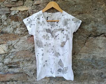 Ecoprint t-shirt, natural leaves dye t-shirt, pure cotton leaves plant dyed wear, botanical print eco natural fashion, ecostyle