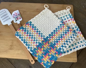 Handwoven Cotton Potholders, Large Hot Pads with Hanging Ring (Set of 2)