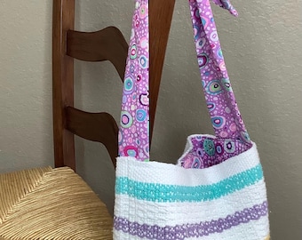 Handwoven Shoulder Bag with Bow-Tie Strap – Elegant Tote Bag for Everyday Use