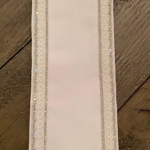 Daughters of the American Revolution, DAR right side ribbon with bling