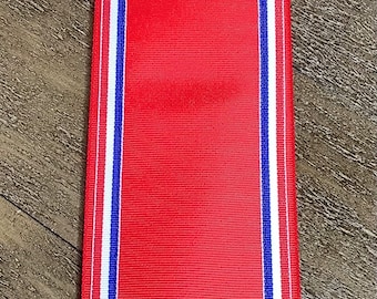 Daughters of the American Revolution, DAR right side ribbon